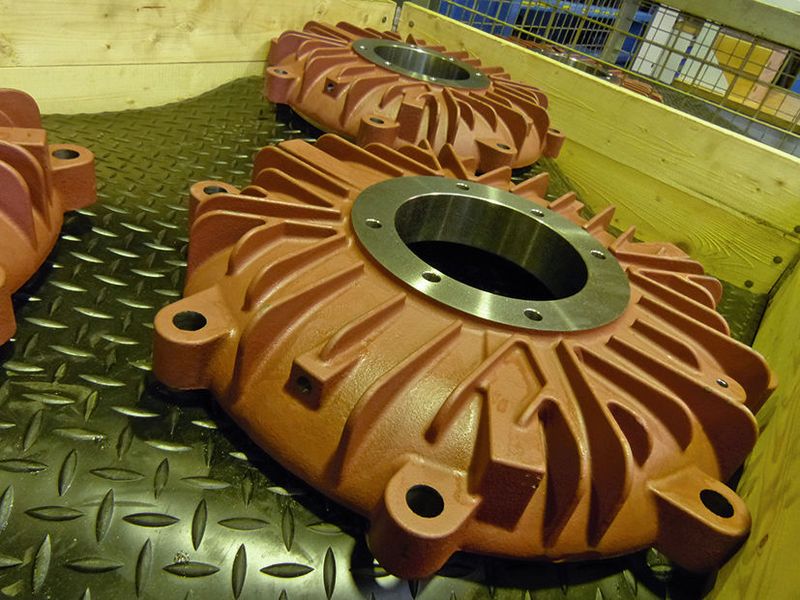 Höchste Normen sind mit absoluter Präzision verbunden. So bewegt man sich bei IT 6 und besser oder auch Durchmessertoleranzen von 9,0 µm. Das heisst, die Maschine muss 4,5 µm bringen. (Heller)