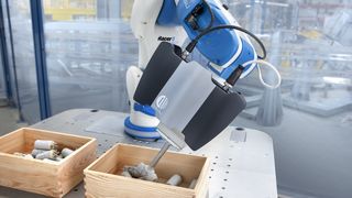 comau-mi-ra-picker-2 (Quelle: COMAU)