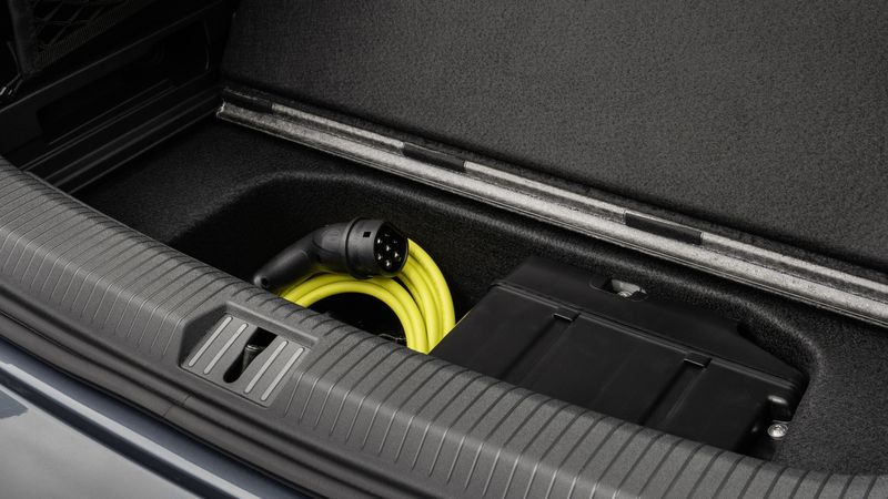 Elektroautos verursachen aktuell deutlich geringere Verbrauchskosten als Modelle mit Verbrennungsmotor.(Bild:  Volkswagen)