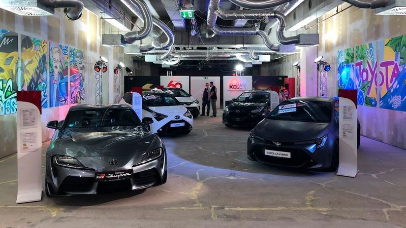 Gut 300 Quadratmeter groß ist der Pop-up-Store mit Toyota-Modellen.