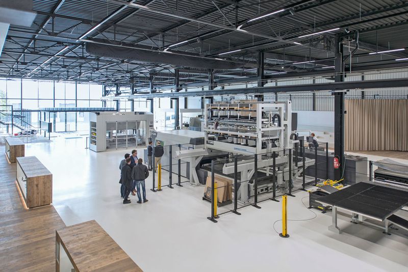 Mehr als Maschinen: In seinem neuen Experience Center will sich LVD mit den Kunden anders austauschen, um die Herausforderung Industrie 4.0 zu bewältigen. (LVD/Tom Lesaffer)