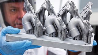 Die Additive Fertigung ist ein fester Bestandteil in der Entwicklung von Fahrzeugen. Aber auch in der Produktion? (AUDI AG)