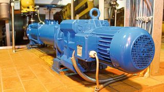 Exzenterschneckenpumpen arbeiten je nach Anforderung mit unterschiedlichen Drehzahlen und Betriebspunkten, was dem weiten Teillast- und Drehzahlbereich des PMSM entspricht. (Bauer Gear Motor)