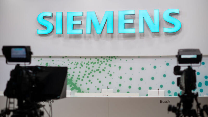 Siemens zieht sich als Folge des Krieges in der Ukraine aus dem russischen Markt zurück.