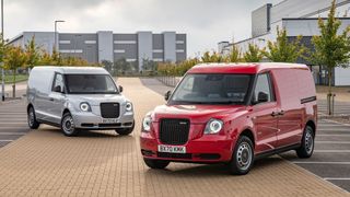 Schnelle Teilelieferungen im Schadenfall will LEVC über den Logistikdienstleister TVS sicherstellen. (Bild: LEVC)