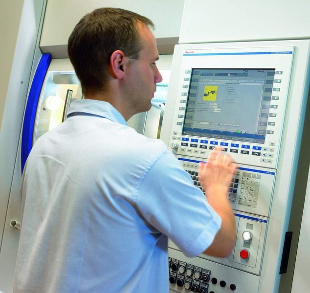 Integrierte Steuerungstools liefern die Daten für eine optimale Bewegungsführung, die hohe Produktivität mit geringem Energieverbrauch vereint. (Archiv: Vogel Business Media)