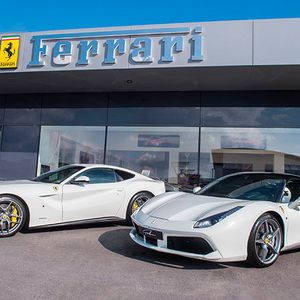 Der modernisierte Schauraum in Singen ist ab sofort geöffnet.(Foto:  Ferrari)