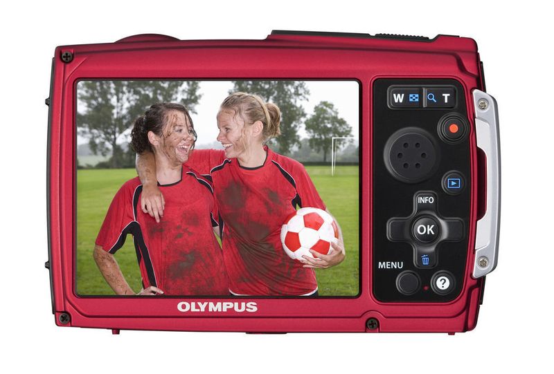 Die wasserdichte, stoßfeste und frostsichere µ-Tough 3000 bietet zwölf Megapixel Auflösung. (Archiv: Vogel Business Media)