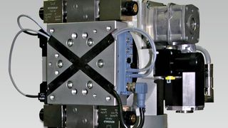 Für die bereits auf der Motek 2012 vorgestellten Drehmodule mit integrierter Mediendurchführung zeigt Roehmheld auf der diesjährigen Messe neue Konfigurationsmöglichkeiten (Bild: Roemheld)