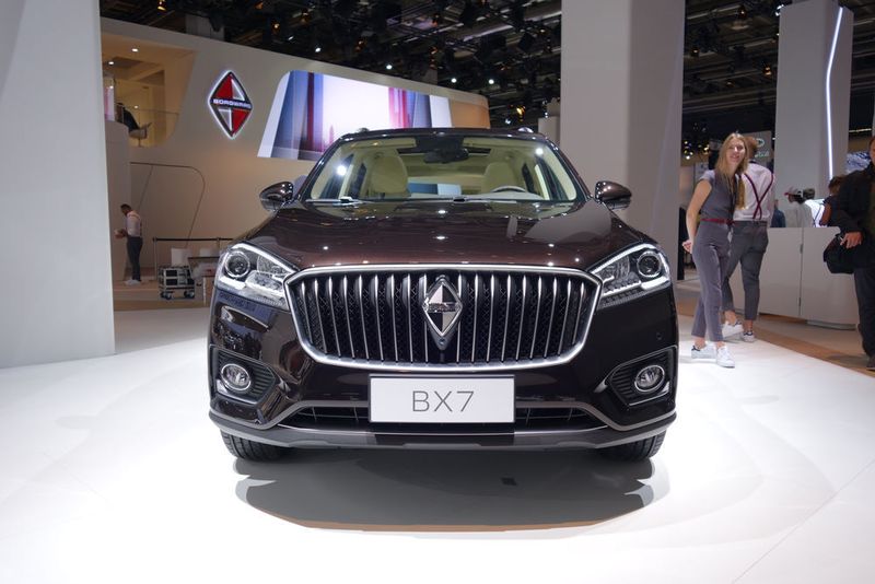 Es folgen der reguläre BX7... (Wehner/»kfz-betrieb«)