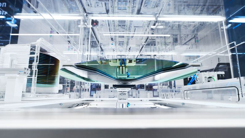 Gemeinsam Automatisierungslösungen erarbeiten: Das ermöglicht das FEC Chemnitz, besonders für Kunden der Halbleiterindustrie.(Bild:  Ruediger J. Vogel)