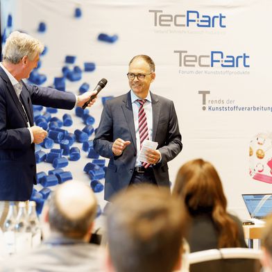 Eröffnung der Tecpart Jahrestagung in Erfurt mit Felix Loose (l.) und Michael Weigelt. (Bild: Tecpart)