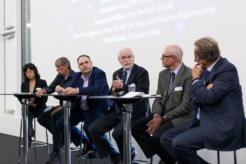 Célébration des 50 ans de la montre à quartz au CSEM. (CSEM)