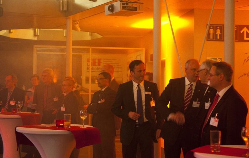 Impressionen vom Automationsabend auf der diesjährigen Hannover Messe. (Bild: Deutsche Messe)