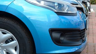 Die Neuzulassungen von Privatkunden haben sich im Juni noch nicht wirklich erholt. (Bild: Grimm / »kfz-betrieb«)