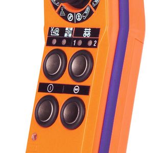 Radiomatic Pilot ist als echte Einhandsteuerung für Krane und Maschinen konzipiert.