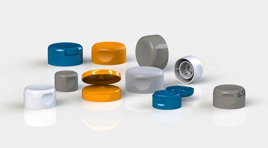 Ob Tuben- und Flaschenverschlüsse, Kanülen, Tiegeldeckel oder kundenspezifische Verschlusslösungen – die KM Packaging GmbH produziert jährlich mehr als 6,5 Milliarden Teile im Spritzgussverfahren und beliefert weltweit namhafte Kunden in der Tubenindustrie sowie große Markenhersteller in der Kosmetik- und Pharmabranche.(Bild:  Item)