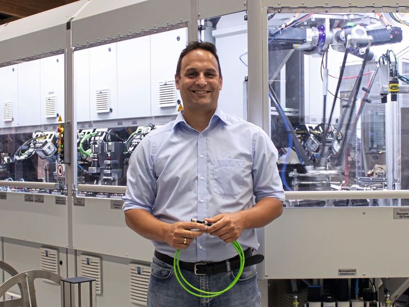 Thomas Keller, Product Manager Industries bei Rosenberger Hochfrequenztechnik (Bild: Rosenberger)