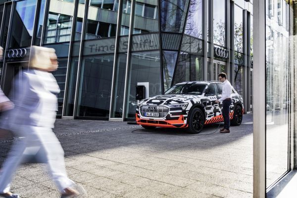 Audi e-tron-Prototyp: Audi City Berlin (Audi)