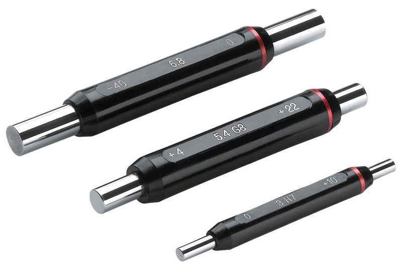 Spezialisierte Schweizer Firmen wie Cary, Azurea, Titec, Spheridur, Martin & Tschopp usw. stellen ein grosses Spektrum an Prüfstiften, Grenzlehren, Gewindelehren und Gewindegrenzlehren her. (Brütsch/Rüegger Tools)