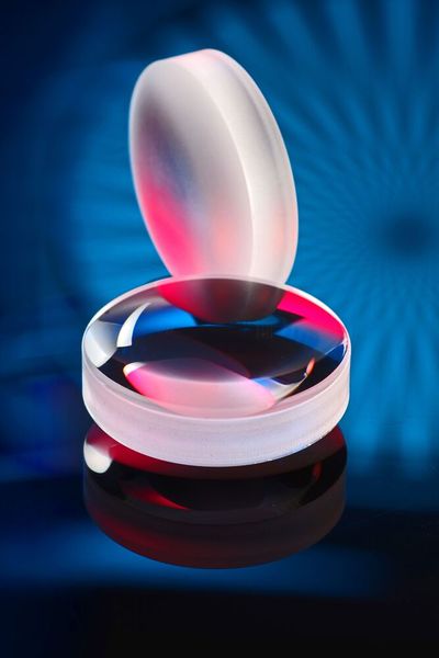 „Dass wir all diese Schritte im Haus abbilden können, ist ein großer Vorteil für unsere Partner. Sie bekommen nicht nur einzelne Prozessschritte, sondern eine komplette, ganzheitliche Lösung“, erklärt Dr. Edgar Willenborg. (Bild: Fraunhofer ILT)