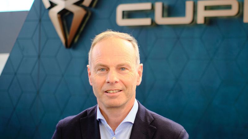 Nominiert waren zudem Michael Fleischmann aus der Geschäftsführung von Auto Bierschneider und ... (Bild: Seat Deutschland)