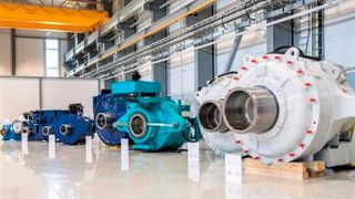 Übersetzen bald unter deutschem Dach! Denn der Antriebsspezialist Flender hat vor, den finnischen Winkraft-Getriebehersteller Moventas zu übernehmen. Hier sind große Moventas-Getriebe für Windkraftanlagen zu sehen.  (Bild: Moventas)