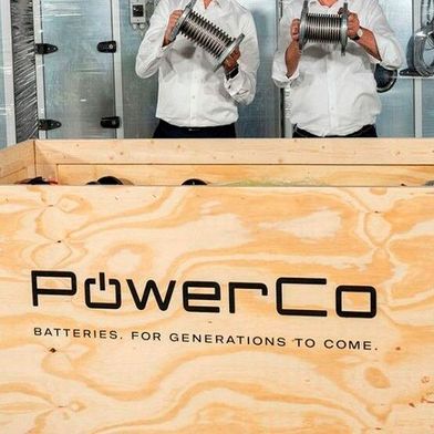 Seit Dezember laufen beim zum Volkswagen-Konzern gehörenden Batteriehersteller Powerco in Salzgitter die Produktionsanlagen. Nun ist man auch in puncto Zukunftssicherung mit der IG Metall einen großen Schritt vorwärts gekommen ... (Bild: Powerco)