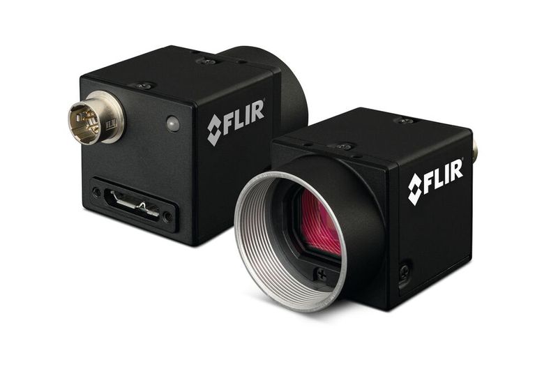 Die Kameraserie Blackfly S bietet die größte Auswahl an Sensoren, Formfaktoren und Schnittstellen. Jedes Modell gibt es in einer Ausführung mit USB3 und GigE, weshalb diese Kameras äußerst vielfältig und in der Planungsphase leicht zu integrieren sind.  (Bild: FLIR)