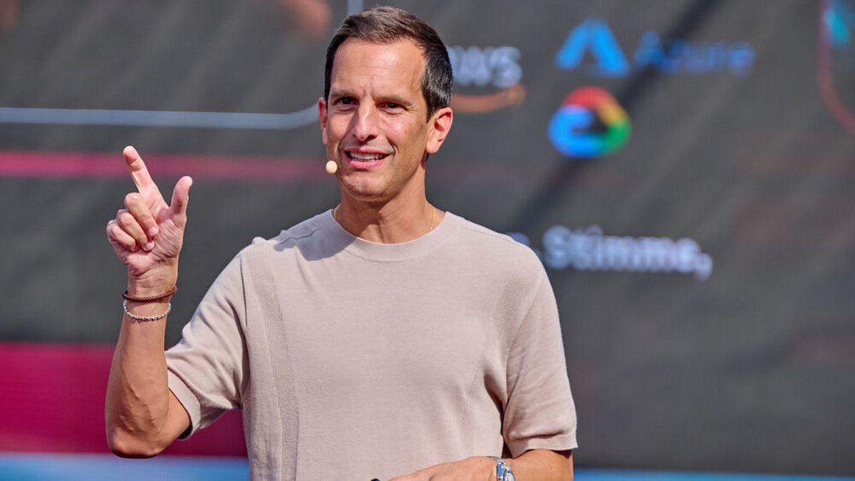 Telekom-CEO Rodrigo Diehl sieht für die Etablierung von KI-Agenten die Kultur als entscheidend an: hohe Ambitionen, Vertrauen, schnelle Entscheidungen und Mut zu Fehlern.  (Bild: Deutsche Telekom / Robert Dieth)