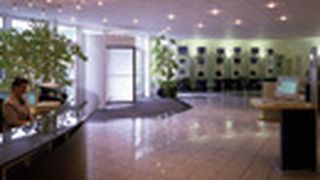 Maxdata_FOYER.jpg ()