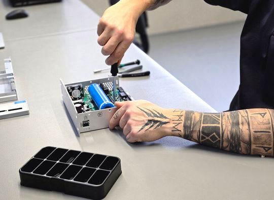 Revealed: These servo drives are assembled at Aerotech in Fürth.(Image: Aerotech)