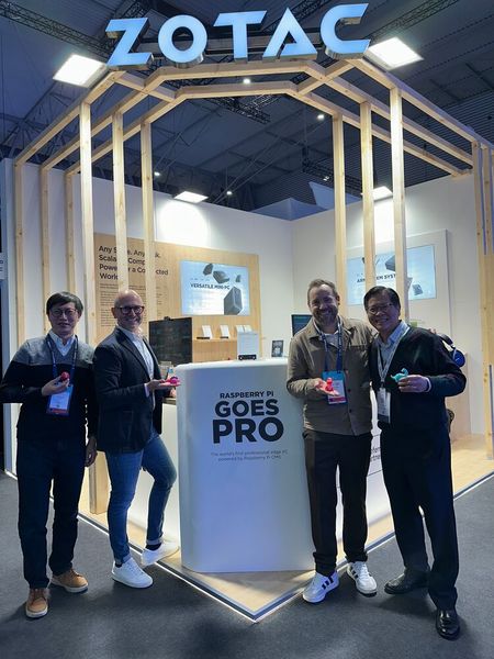 Das ZOTAC Team beweißt mal wieder, dass es nicht auf die Größe ankommt. (Bild: Vogel IT-Medien)