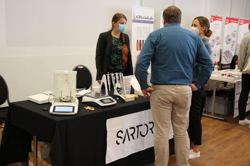 Impressionen von der LAB-SUPPLY Hannover 2021   Weitere Infos zu den kommenden LAB-SUPPLY-Messen finden Sie auf www.lab-supply.info.  (LABORPRAXIS, I. Ottleben)