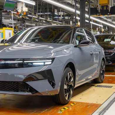 Der aktuelle Astra läuft in Rüsselsheim vom Band (Bild: Opel)