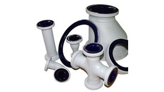 De Dietrich verfügt über ein Lager mit mehr als 12.000 Artikeln. Damit lassen sich alle Standardkonfigurationen der chemischen und pharmazeutischen Industrie abdecken. (Bild: De Dietrich Process Systems)