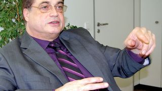 „Als die momentan größte Herausforderung für uns alle betrachte ich es, unsere hochqualifizierten Mitarbeiter über diese Krise hinweg im jeweiligen Haus zu behalten“, sagt Lothar Horn, seit September 2009 Vorsitzender des VDMA-Fachverbands Präzisionswerkzeuge. (Archiv: Vogel Business Media)
