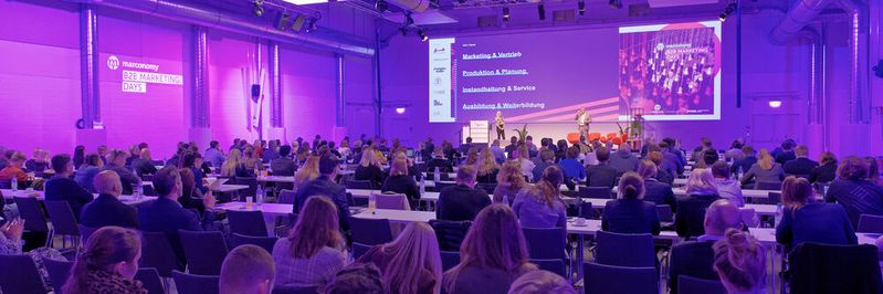 Auch in diesem Jahr finden wieder die marconomy B2B Marketing Days im Vogel Convention Center in Würzburg statt – dieses Mal aber als reines Live-Event. 2019 fand das Event zuletzt als alleiniges Präsenz-Event statt. Auch in diesem Jahr finden wieder die marconomy B2B Marketing Days im Vogel Convention Center in Würzburg statt – dieses Mal aber als reines Live-Event. 2019 fand das Event zuletzt als alleiniges Präsenz-Event statt.
