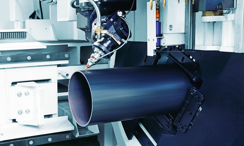 Bild 7: Wird ein Bearbeitungsparameter verändert, korrigiert die Anlage alle davon abhängigen Größen automatisch nach – optimal an den Prozess angepasst. (Bild: Mazak)