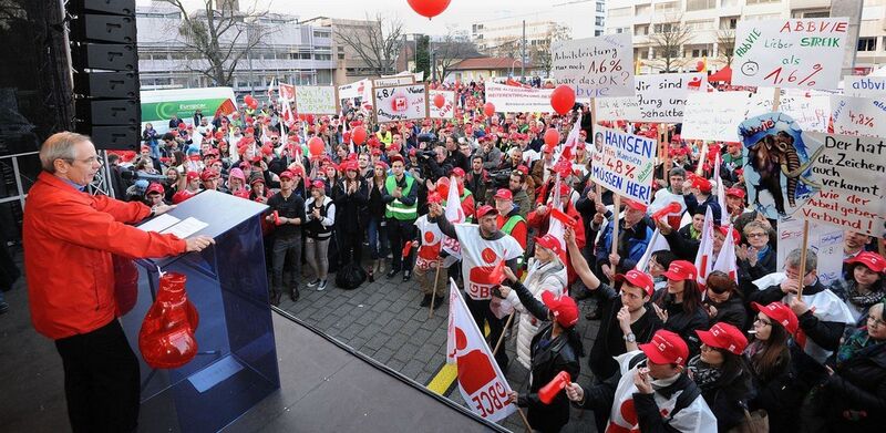 Impressionen der IG BCE-Großveranstaltung in Ludwigshafen. Wenige Tage vor der letzten Runde der Tarifverhandlungen haben die Arbeitnehmer noch einmal Solidarität und Stärke gezeigt. (Bild: IG BCE)