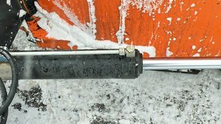 Die CFK-Zylinder sind nicht nur leicht und korrosionsbeständig, sie lassen sich auch in Serie fertigen. (Mark Hydraulik)