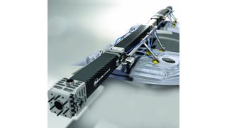 Teleskopierbarer Carbon Fiber Balken der Firma Bilsing Automation, bestückt mit Bilsing Leichtbautoolings und Bilsing Vakuumsaugern. (Bild: Bilsing)