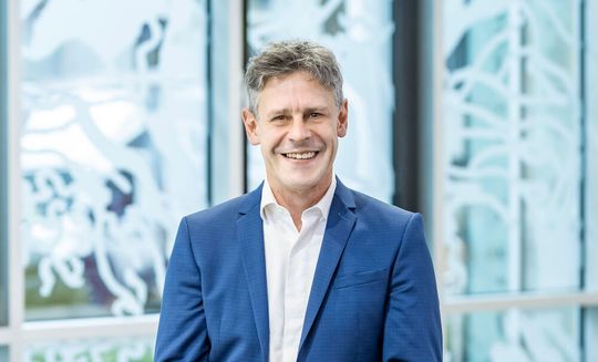 Andreas Dangl ist Entrepreneur und Geschäftsführer der Fabasoft Approve GmbH. Andreas Dangl ist Entrepreneur und Geschäftsführer der Fabasoft Approve GmbH.