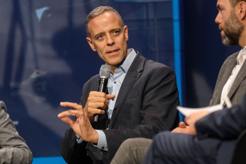 Dr. Markus Richter bei einem Panel zum Thema des einjährigen Bestehen der Modernisierungsagenda. (Bild: © Messe Berlin GmbH)