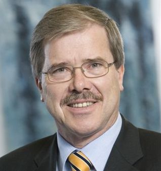 Dr. Johannes Lambertz, Vorstand bei RWE Power: „Wir sind zuversichtlich, mit unseren Kooperationspartnern die CO2-Abtrennung in absehbarer Zeit zur Marktreife führen und zukünftig neue und bestehende moderne Kohlekraftwerke damit ausrüsten zu können“  (Bild: RWE Power)