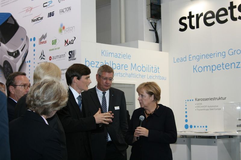 Bild 5:  Prof. Dr. Achim Kampker: „Die anspruchsvollen Vorgaben erforderten nicht nur eine von Grund auf neue Vorgehensweise bei der Technologie, sondern beim gesamten Geschäftsmodell Auto.“ (Bild: Streetscooter)