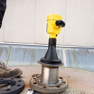 Für alle Beteiligten in der Maismühle war die berührungslose Messung ein Pluspunkt. So mussten die Silos für die Montage der Sensoren nicht entleert werden.(Bild:  Vega)