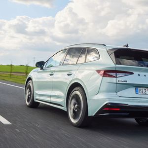 Die Enyaq-Baureihe bekommt im nächsten Frühjahr Zuwachs von einer Coupé-Version im SUV-Format.(Bild:  Skoda)
