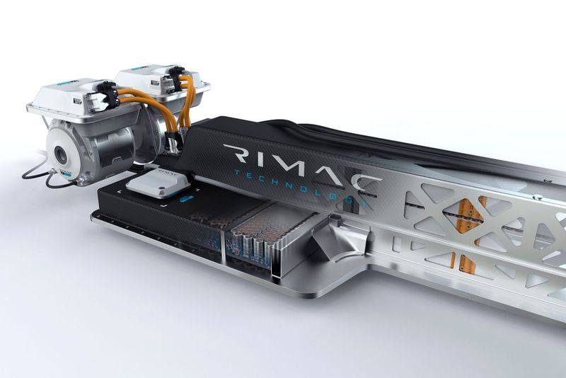 ...die Batterie liefert bis zu 1,4 Megawatt Leistung an die Motoren. Der Sportler hat damit 1.914 Elektro-PS. (Bild: Rimac)