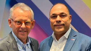 Didier Goyens (l.) wechselt von der Renault Retail Group in der Schweiz nach Deutschland und folgt auf Alexander Seidel. (Bild: Renault)